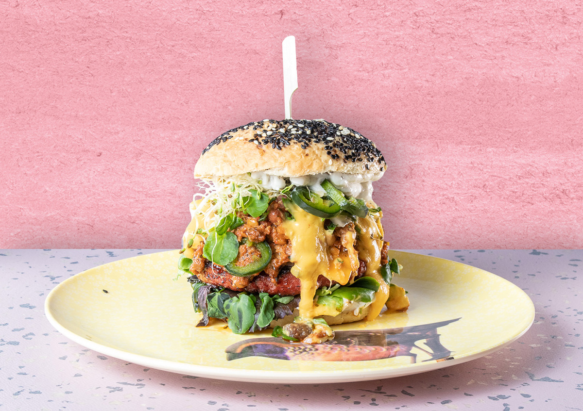 Hoax - Vegan & Awesome -burgerikuva